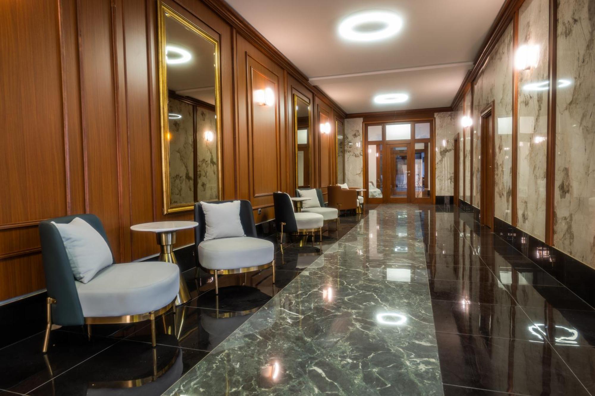 Hotel Mio City Kula Экстерьер фото