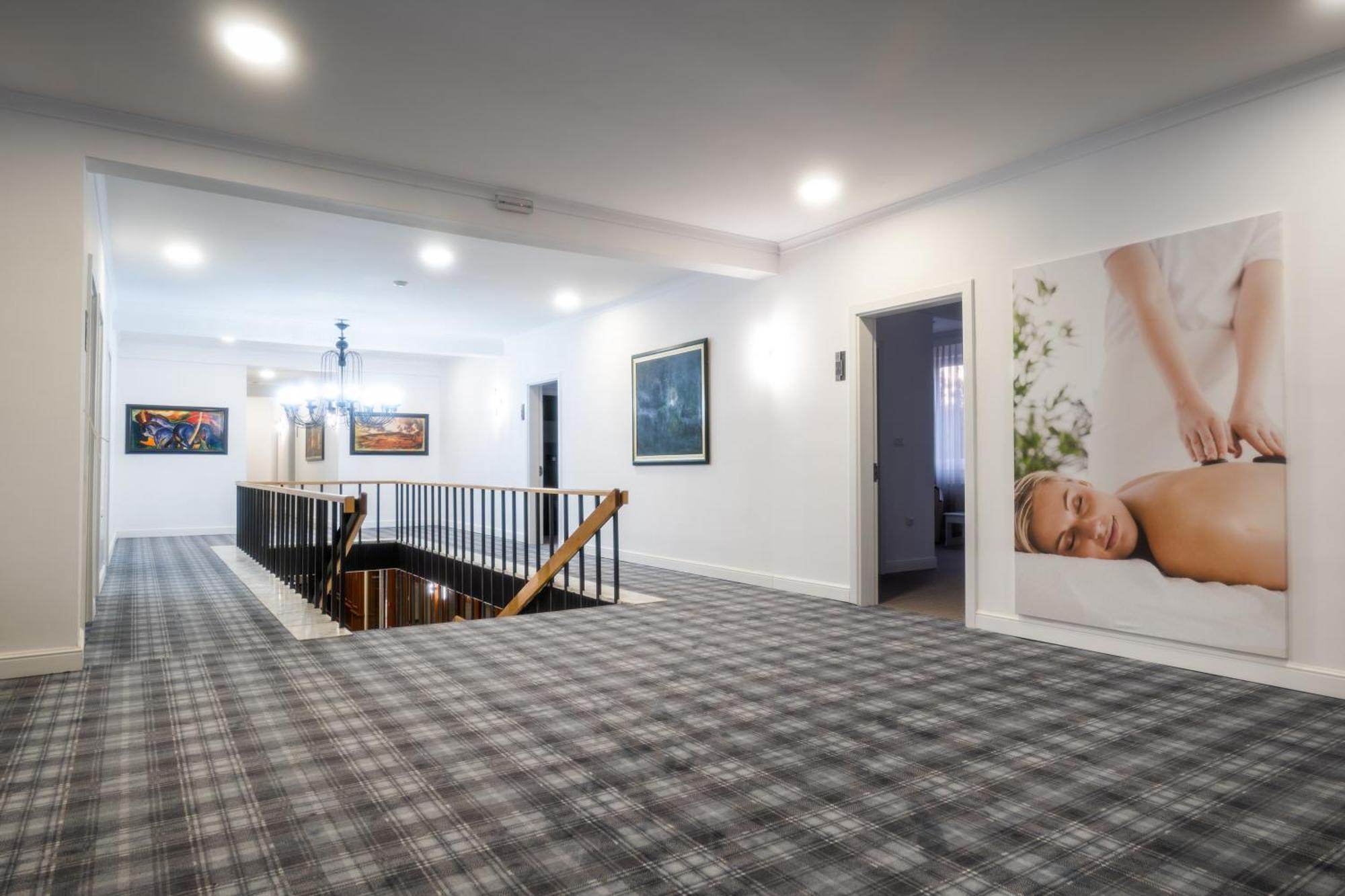 Hotel Mio City Kula Экстерьер фото