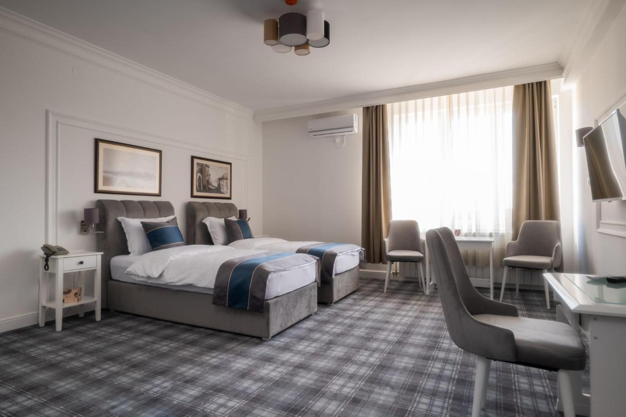 Hotel Mio City Kula Экстерьер фото