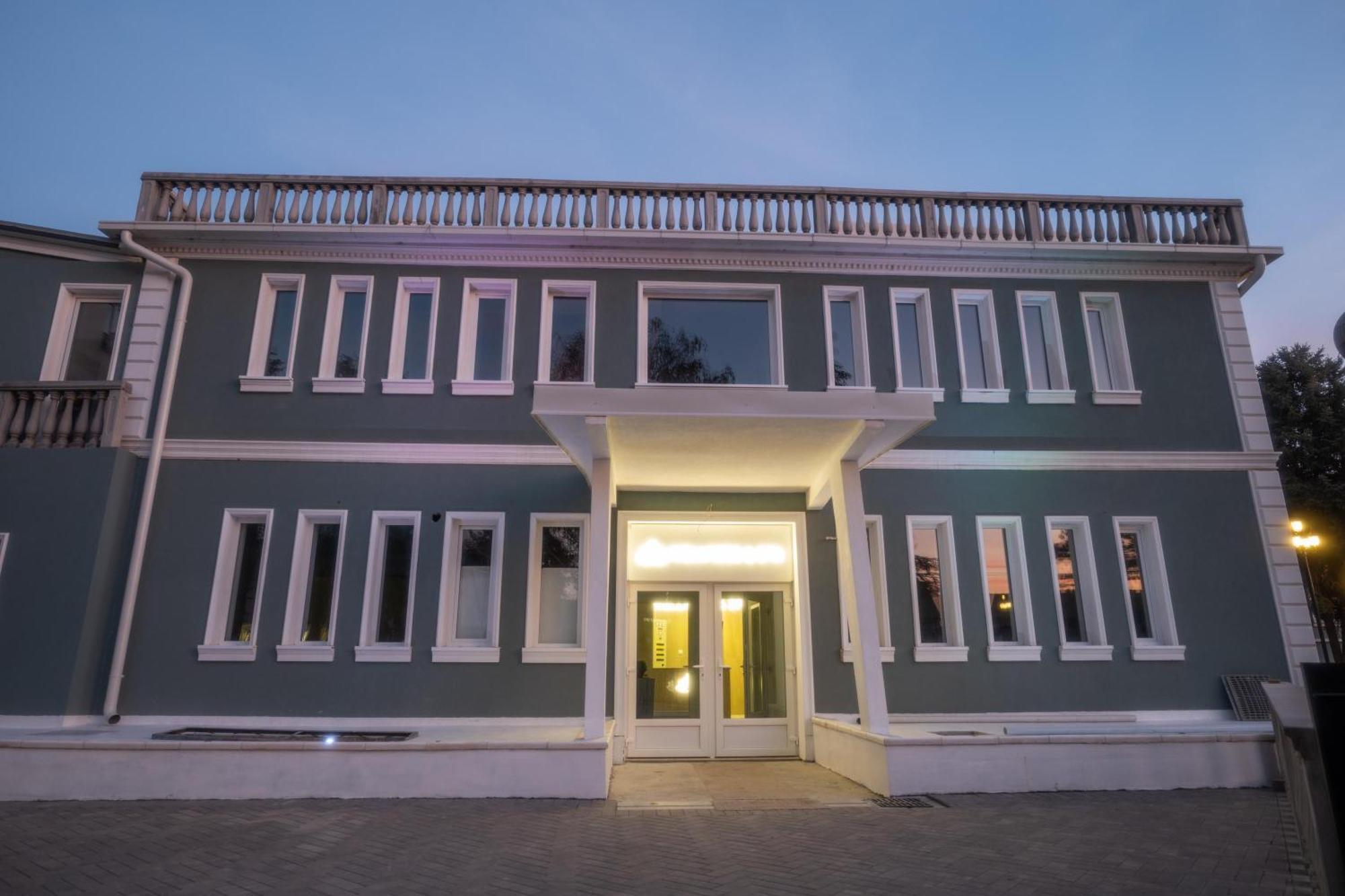 Hotel Mio City Kula Экстерьер фото