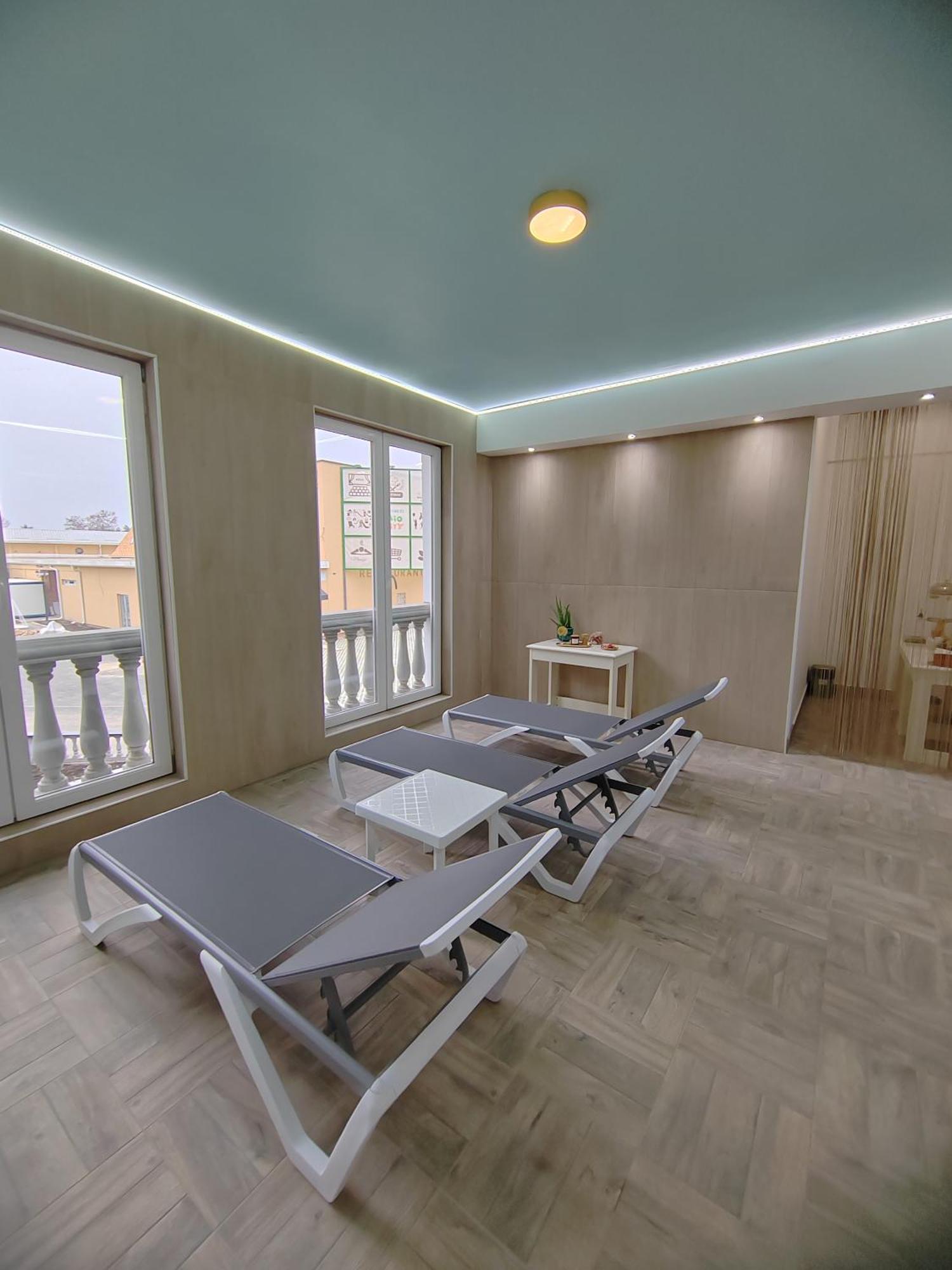 Hotel Mio City Kula Экстерьер фото
