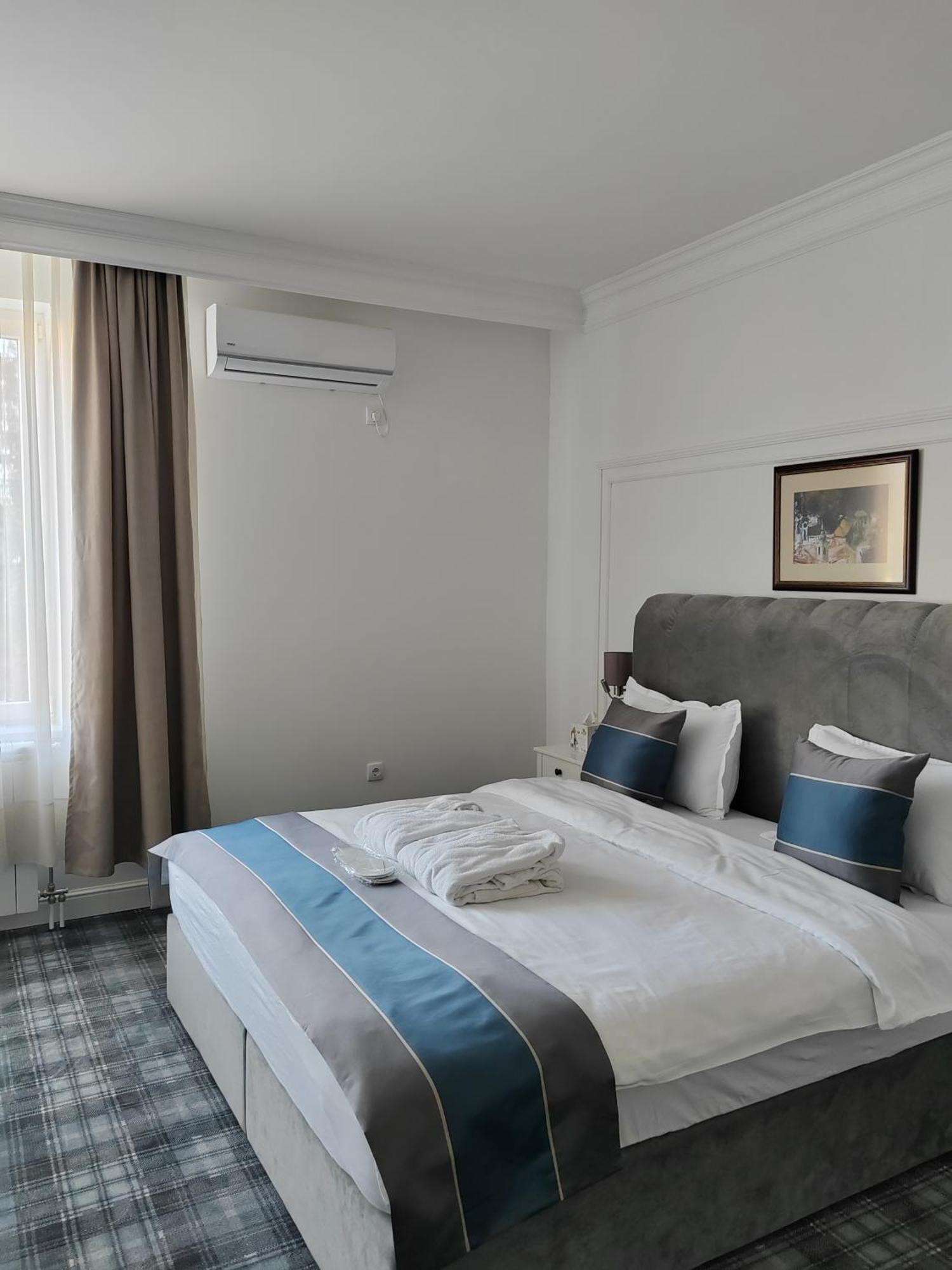 Hotel Mio City Kula Экстерьер фото